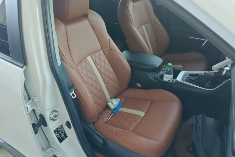 Used Toyota Wildlander 2024 2.0L CVT Two-Wheel Drive Leading Edition
