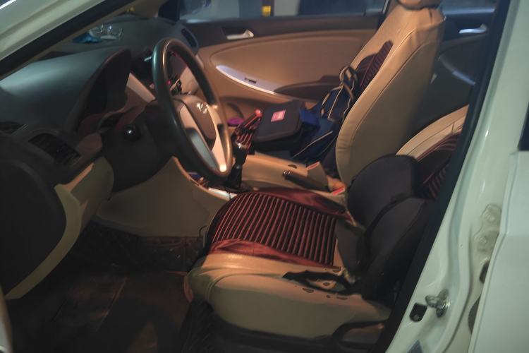 Used Hyundai Verna (older generation) 2010 Sedan 1.4L Manual Comfort GS
