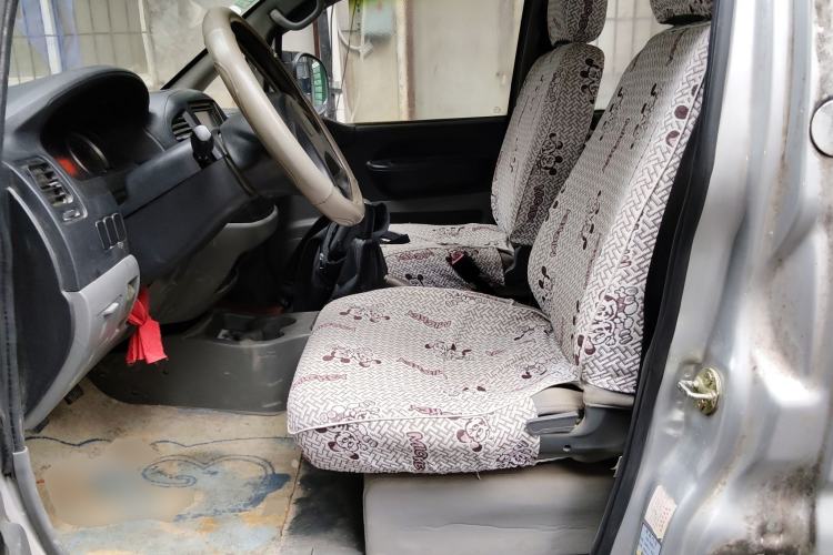 Used FORTHING Lingzhi 2014 M3 1.6L 7-seater Standard Model
