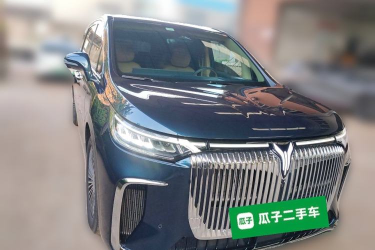 Used VOYAH Dream 2025 PHEV Four-Wheel Drive Prestige Kunpeng Edition
