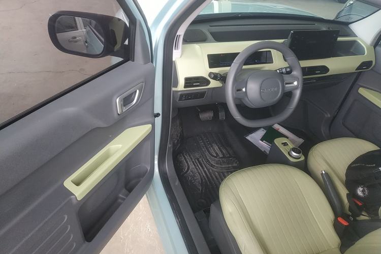 Used Geely Galaxy Panda 2023 Panda Mini 200km Dynamic Bear
