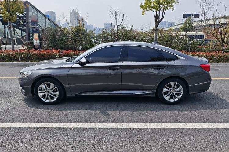 Used Honda Accord 2018 260TURBO Luxury Edition China VI Exterior 2