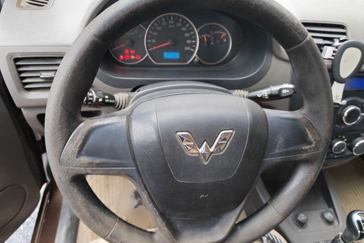 Used Wuling Hongguang 2014 1.5L S Standard Version