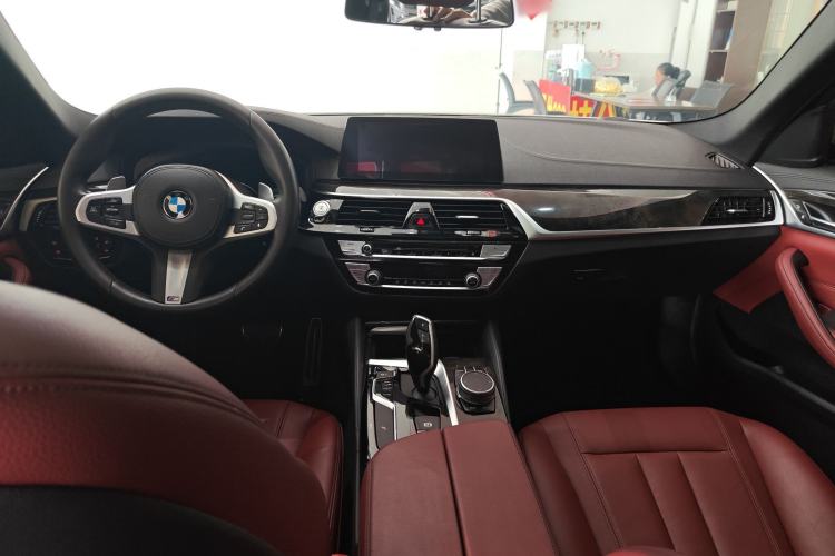 Used BMW 5 Series 2019 530Li Leading Model M Sport Package
