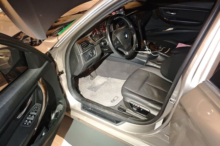 Used BMW 3 Series 2015 320Li Fashion Model