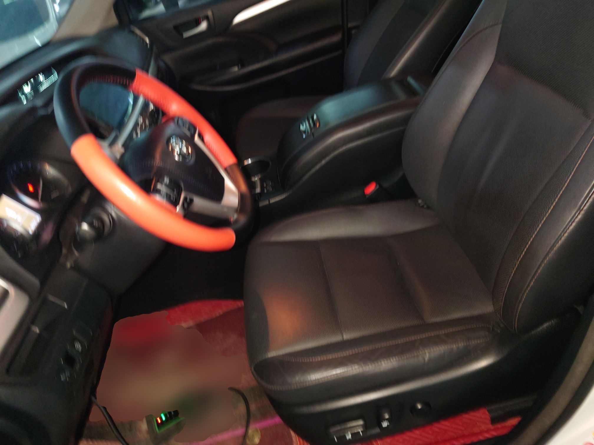 Переднее сиденье в автомобиле