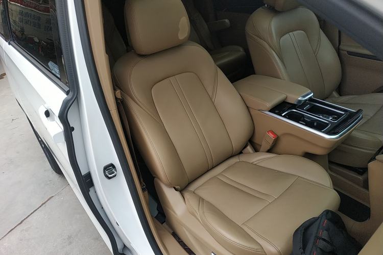 Used Buick GL8 2021 ES Land Cruiser 653T Luxury Edition
