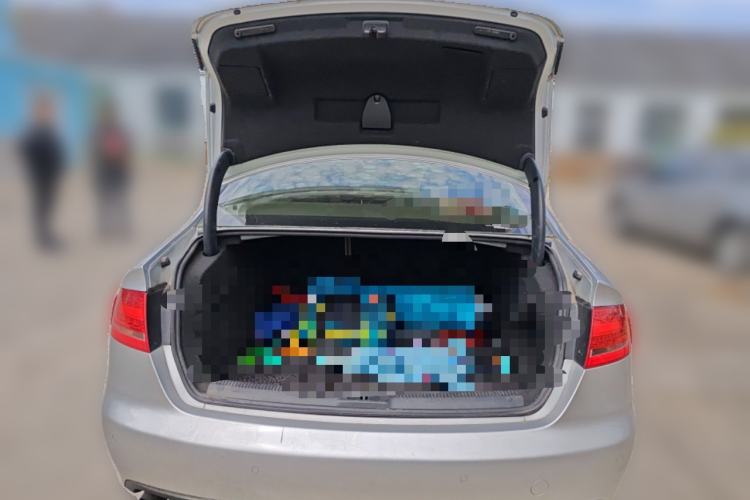 Used Audi A4L 2011 2.0 TFSI Standard Model Trunk