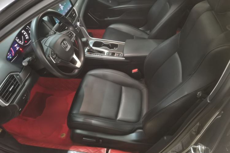 Used Honda Accord 2018 260TURBO Luxury Edition China VI Left Front Seat