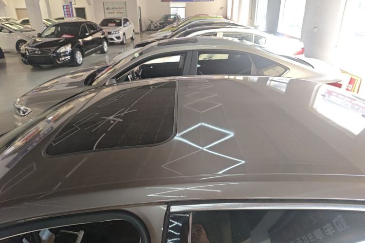 Used Volkswagen Magotan 2016 1.8TSI Smart Comfort Model
