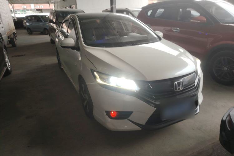 Used Honda Greiz 2016 1.5L CVT Classic Edition
