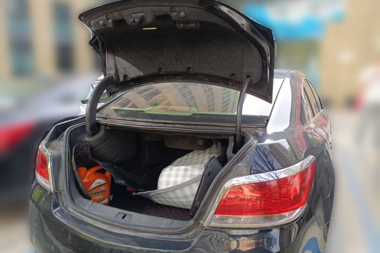 Used Buick LaCrosse 2011 2.4L SIDI Luxury Edition Trunk