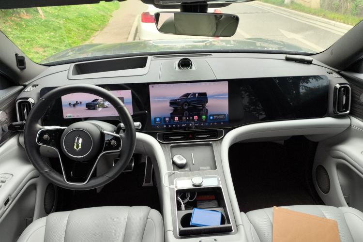 Used Hima AITO M9 2024 All-Electric Max Version 100 kWh 6-Seater