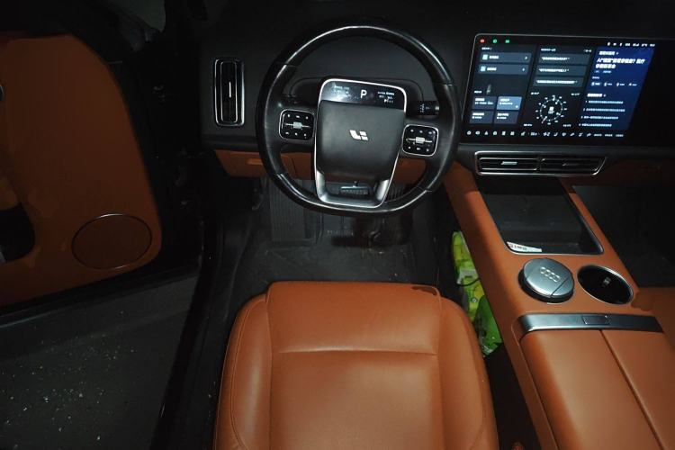 Used Li Auto L9 2022 Max model
