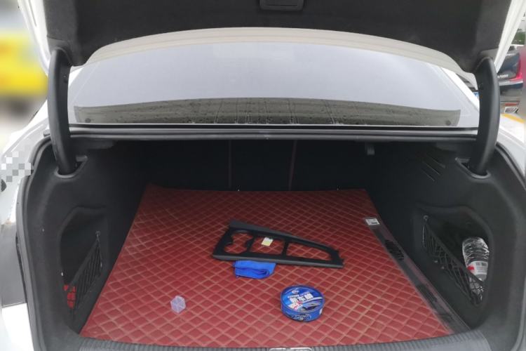 Used Audi A4L 2018 30th Anniversary Edition 40 TFSI Fashion Model Trunk