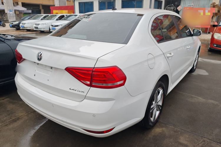 Used Volkswagen Lavida 2017 1.6L Automatic Fashion Edition
