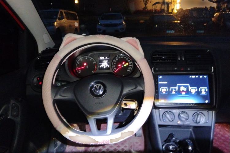 Used Volkswagen Polo 2018 1.5L Automatic Advanced Driving Model Steering Wheel