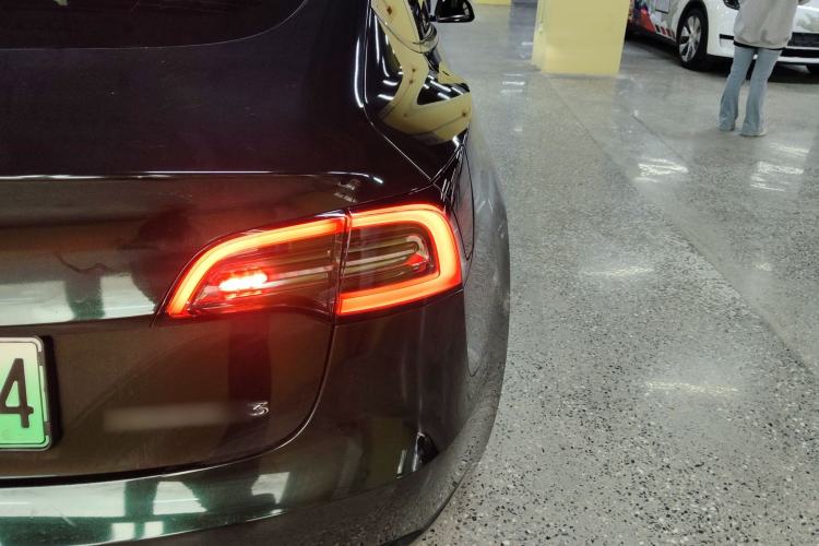 Used Tesla Model 3 2022 Rear-Wheel-Drive Version Right Rear Taillight