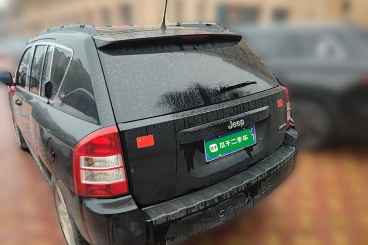 Used Jeep Compass 2010 2.4L four-wheel drive sport version
