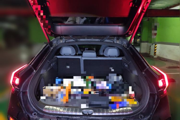 Used Zeekr 001 2025 WE Edition 95 kWh All-Wheel Drive Trunk