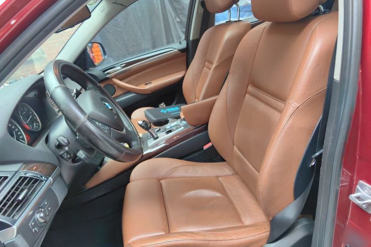 Used BMW X6  Left Front Seat
