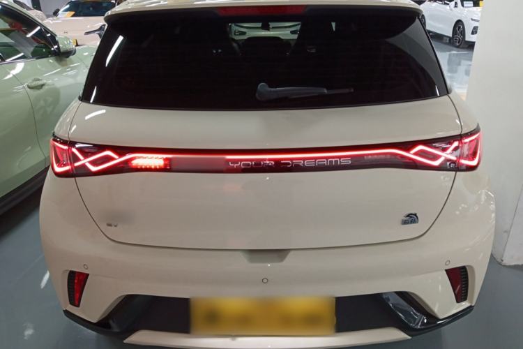 Used BYD Dolphin 2023 420 km Fashion Edition