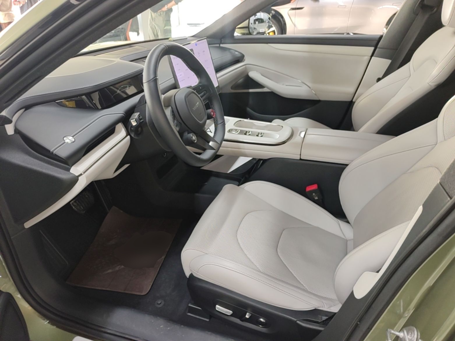Xiaomi Auto SU7 2024 Rear-Drive Long-Range Intelligent Driving Version — снимка 17
