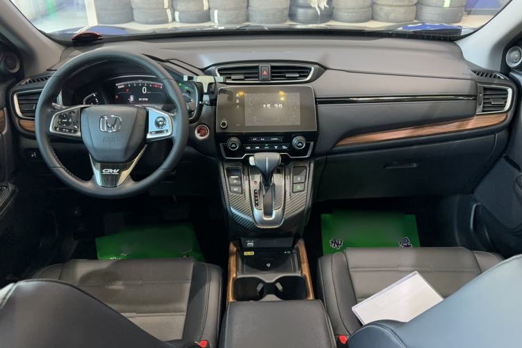 Used Honda CR-V 2021 240TURBO CVT 2WD Fashion Edition Center Console