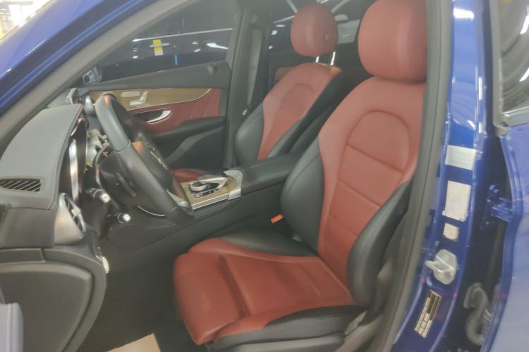 Used Mercedes-Benz GLC Coupe 2017 GLC 260 4MATIC Coupe SUV Left Front Seat