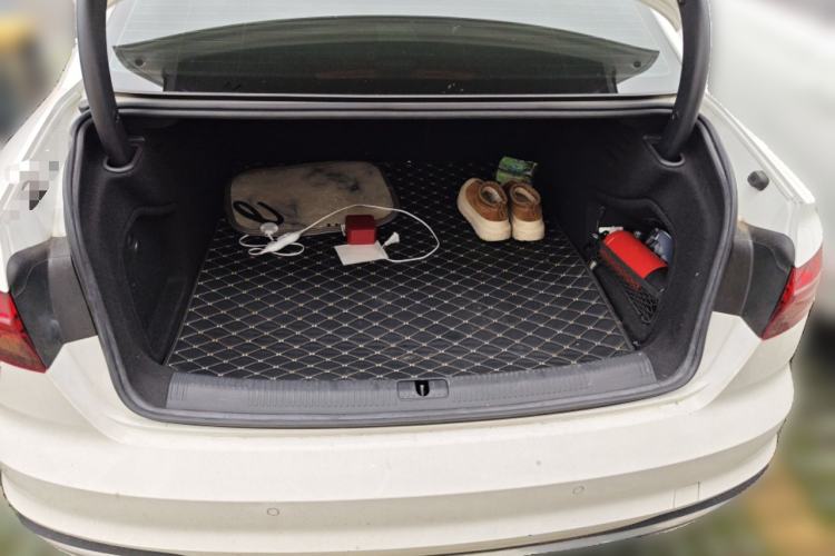 Used Audi A4L 2020 40 TFSI Fashionable and Elegant Model