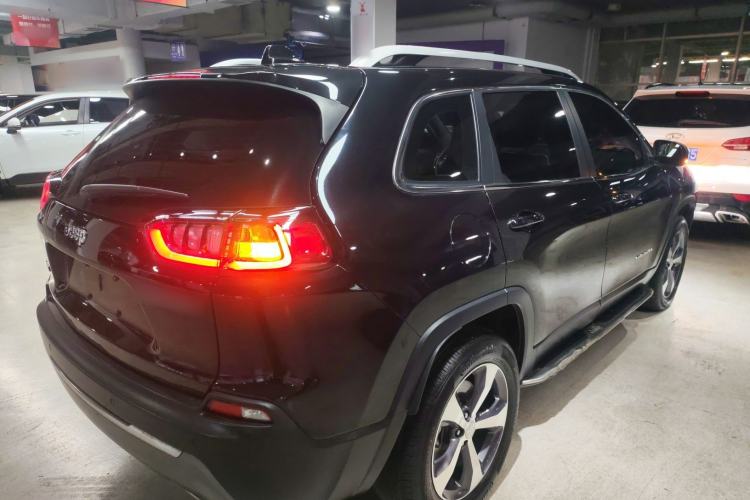 Used Jeep Cherokee 2020 2.0T Four-Wheel Drive Elite Edition Rear Right 45 Deg