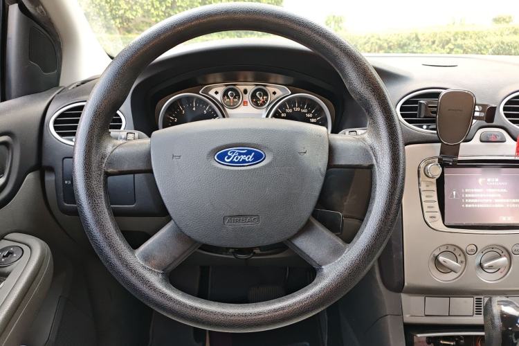 Used Ford Focus 2013 Hatchback Classic 1.8L Automatic Base Model