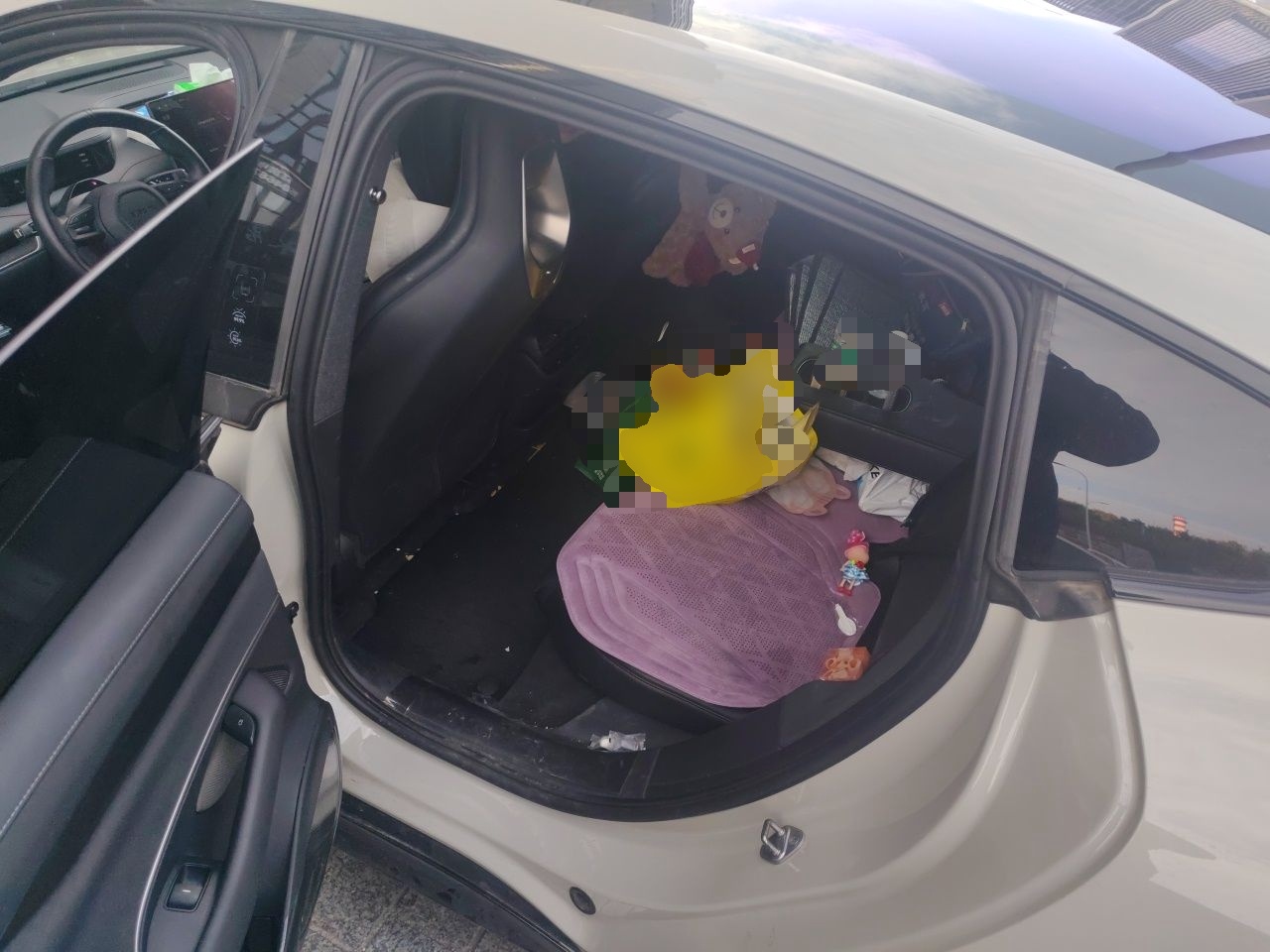 Xiaomi Auto SU7 2024 Rear-Drive Long-Range Intelligent Driving Version — снимка 17