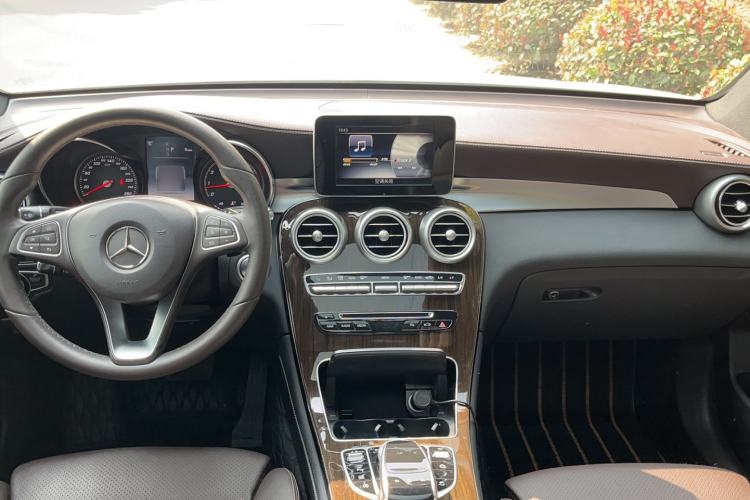 Used Mercedes-Benz GLC 2016 GLC 260 4MATIC Dynamic Edition
