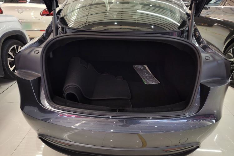 Used Tesla Model 3 2023 Rear-Wheel-Drive Version Trunk