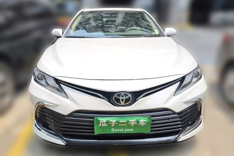 Used Toyota Camry 2021 2.0G Luxury Edition Front