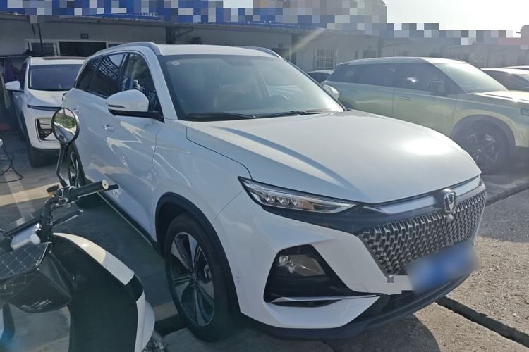 Used Changan X7 PLUS 2024 1.5T Automatic Luxury 7-Seater
