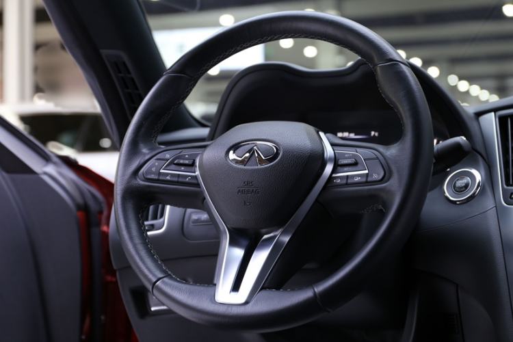 Used Infiniti Q60 2019 2.0T Luxury Edition
