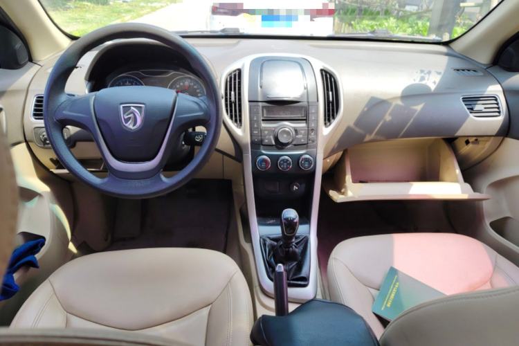 Used Baojun 630 2014 1.5L manual Comfort trim level
