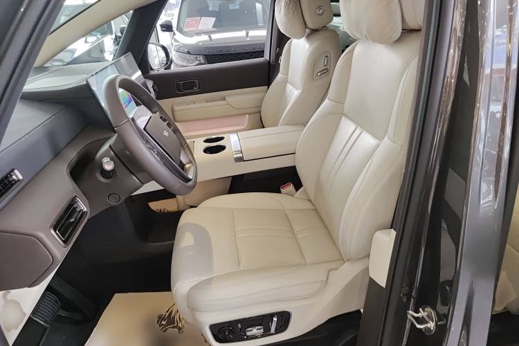 Used Li Auto MEGA 2024 Ultra Model