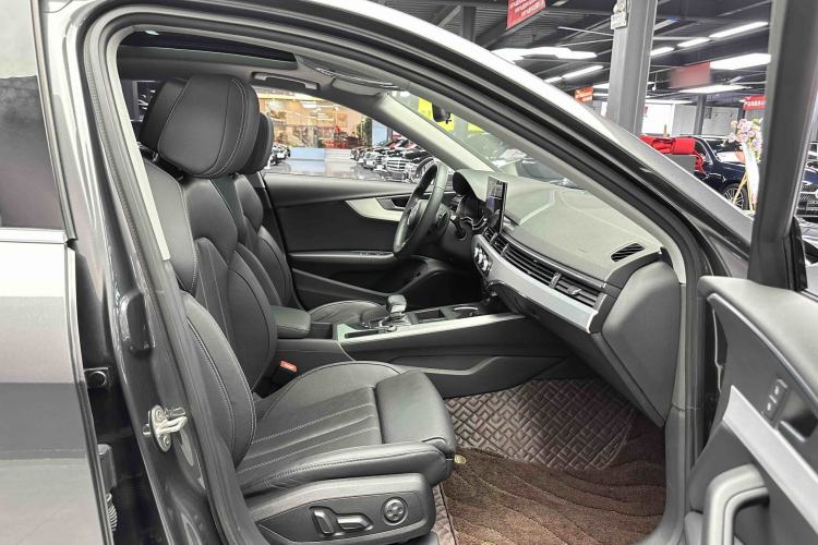 Used Audi A4L 2020 40 TFSI Fashion Dynamic Model Interior 5