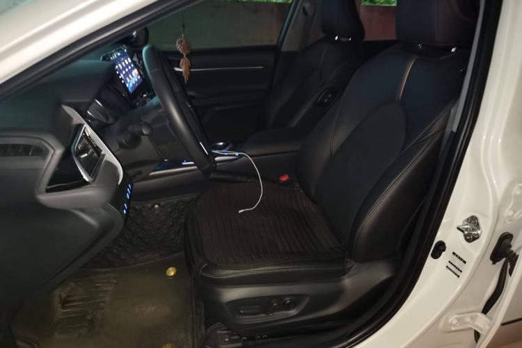 Used Toyota Camry 2021 2.0G Luxury Edition