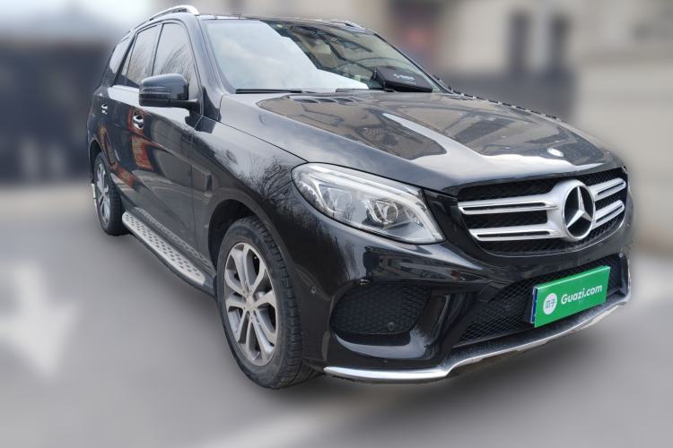 Used Mercedes-Benz GLE-Class 2016 GLE 320 4MATIC Dynamic Edition Front Right 45 Deg