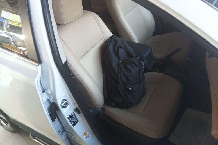 Used Toyota RAV4 2016 2.0L CVT Two-Wheel Drive Fashion Edition China V Standard