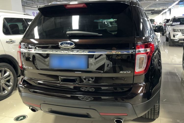 Used Ford Explorer 2013 3.5L Deluxe Model
