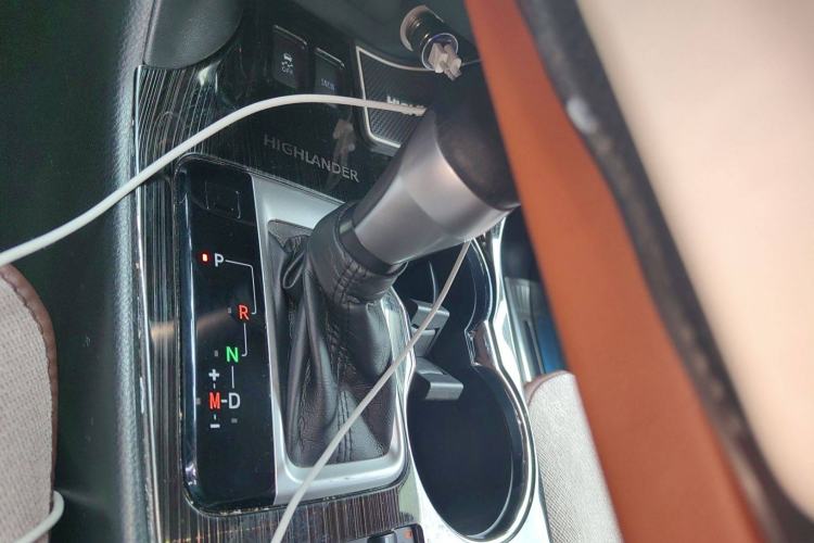 Used Toyota Highlander 2020 2.0T Four-Wheel Drive Millionth Anniversary Edition 7 Seats
