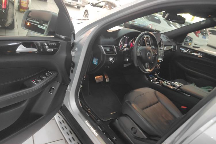 Used Mercedes-Benz GLE-Class 2019 GLE 400 Luxury Package Sport Package Radar Package Night Package Plus Edition
