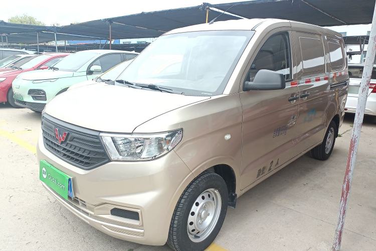 Used Wuling Hongguang V 2022 1.5L Jingqu Edition Enclosed-Window Vehicle with Hydraulic Power Steering LAR