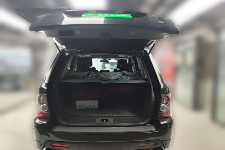 Used Land Rover Range Sport 2011 3.0 TDV6 Diesel Version Trunk