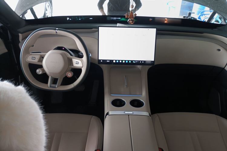 Used Xiaomi Auto YU7 2025 Ultra-Long Range Rear-Wheel Drive Version
